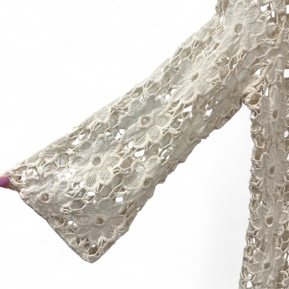 💥SALE! INC International Concepts Cream Crochet Floral tunic/coverup - Picture 3 of 6